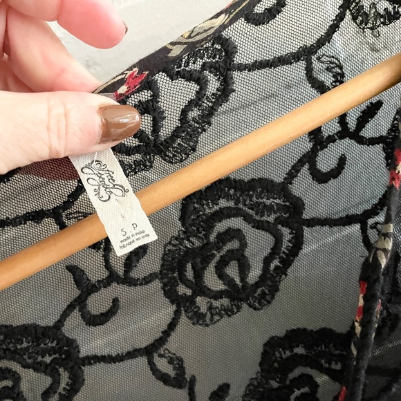 Free People Nomad Child Boho Dress Sexy Lace back fringe Dark Floral S Oversized - Picture 7 of 16